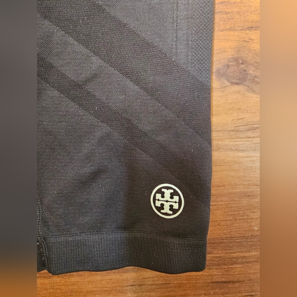 Tory Sport Black Seamless Leggings with Logo - Picture 2 of 13